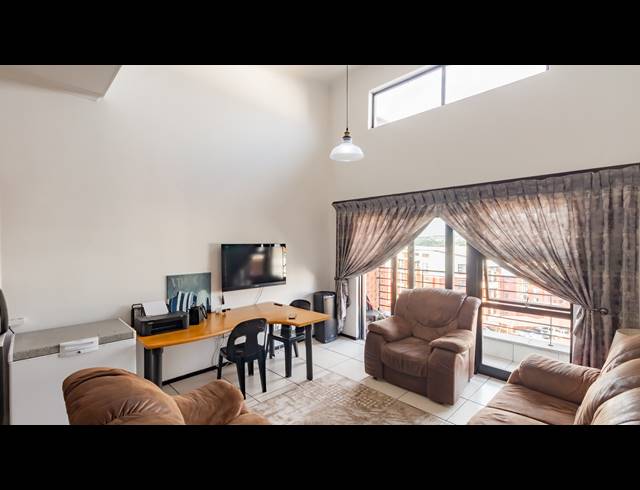 2 BEDROOM SECTIONAL TITLE FOR SALE IN GREENSTONE HILL